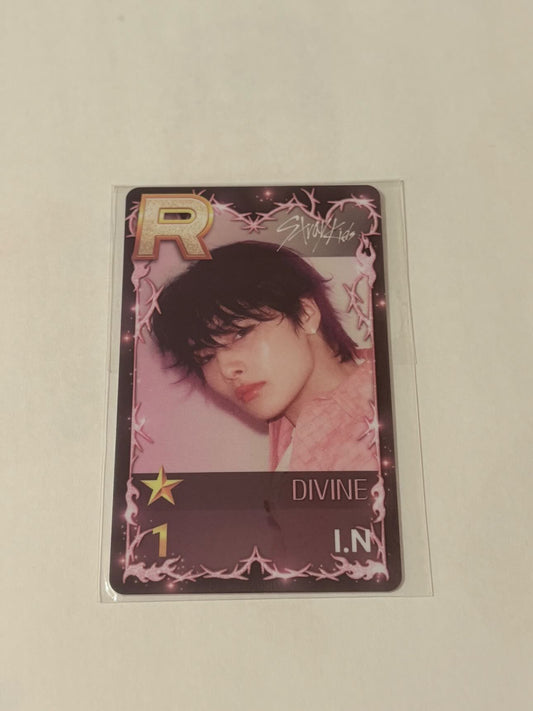 STRAY KIDS - SSJYP DIVINE (I.N)