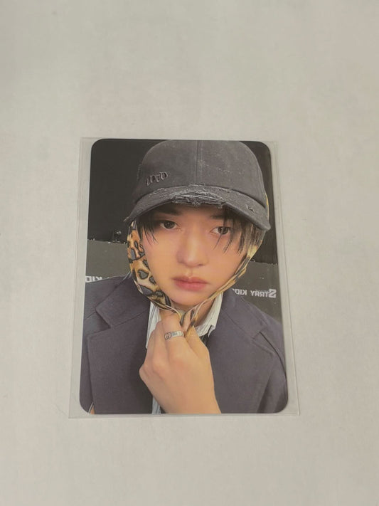 STRAY KIDS - KARMA POP UP (LEE KNOW)