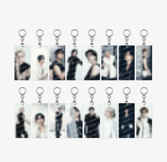 [PRE-ORDER.] STRAY KIDS - RUN IT MD (SECRET ACRYLIC KEYCHAIN)