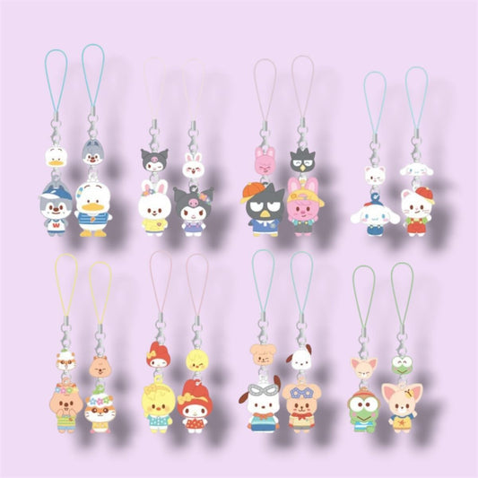 [PRE-ORDER] STRAY KIDS - SKZOO X SANRIO CHARACTERS - (MINI FIGURE COUPLE KEYRING.)