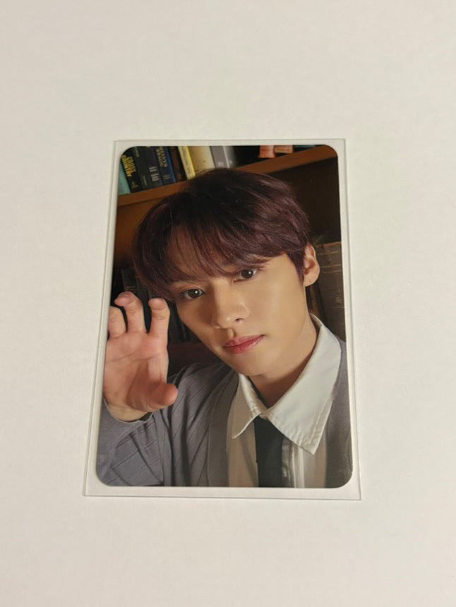 Stray Kids - Nacific R22. (Member Choice.)