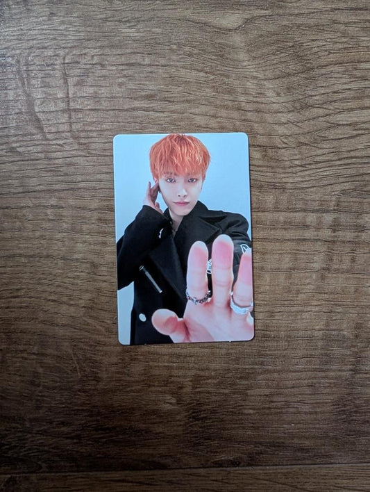 ATEEZ - Hongjoong Golden Hour part 1 Photocard.