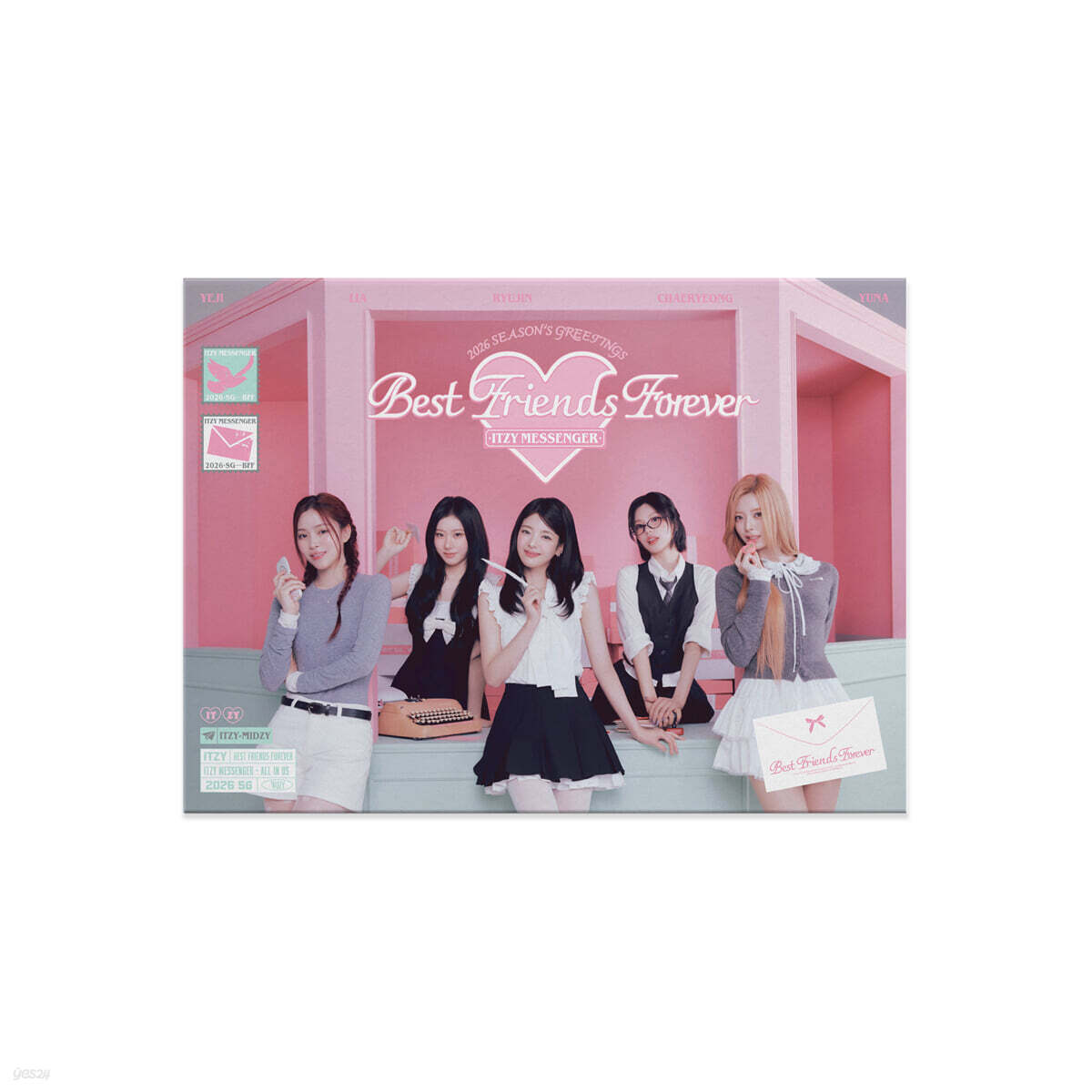 (PRE-ORDER) ITZY - BEST FRIENDS FOREVER -  2026 SEASON'S GREETINGS.